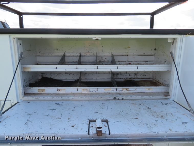 image for item DI2183 2011 Chevrolet Silverado 2500HD  utility bed pickup truck