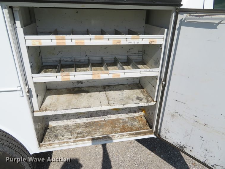 image for item DI2183 2011 Chevrolet Silverado 2500HD  utility bed pickup truck