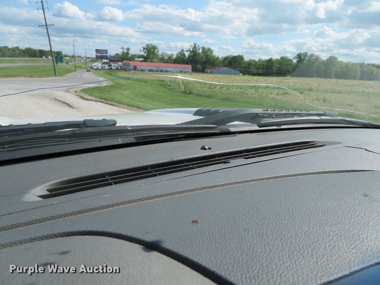 image for item DI2183 2011 Chevrolet Silverado 2500HD  utility bed pickup truck