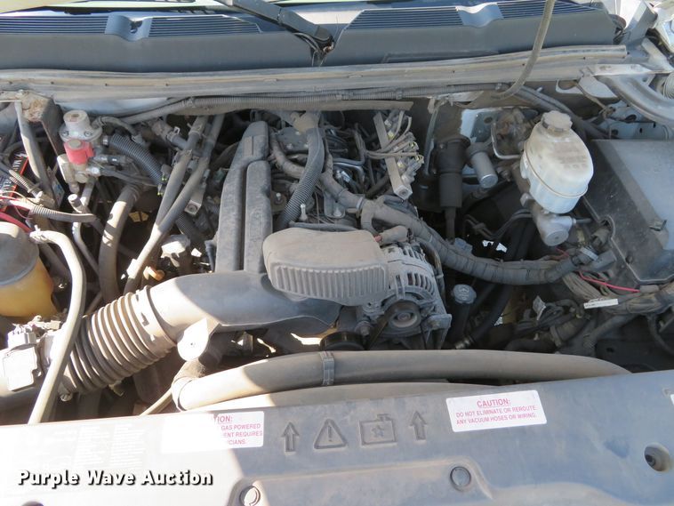 image for item DI2183 2011 Chevrolet Silverado 2500HD  utility bed pickup truck