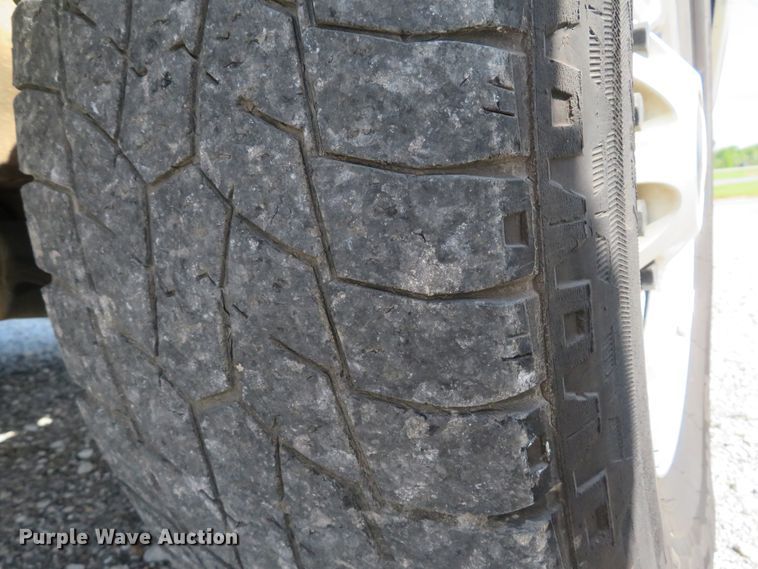 image for item DI2183 2011 Chevrolet Silverado 2500HD  utility bed pickup truck