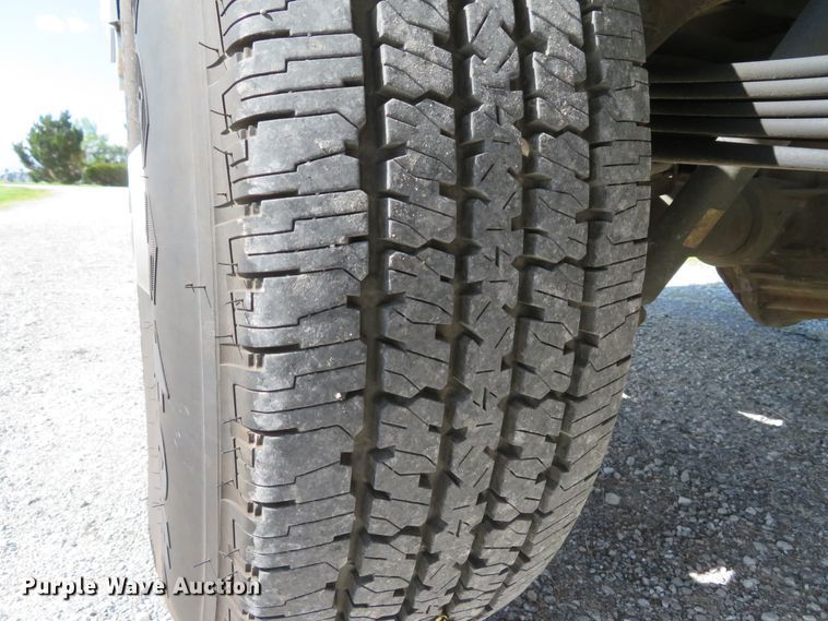 image for item DI2183 2011 Chevrolet Silverado 2500HD  utility bed pickup truck