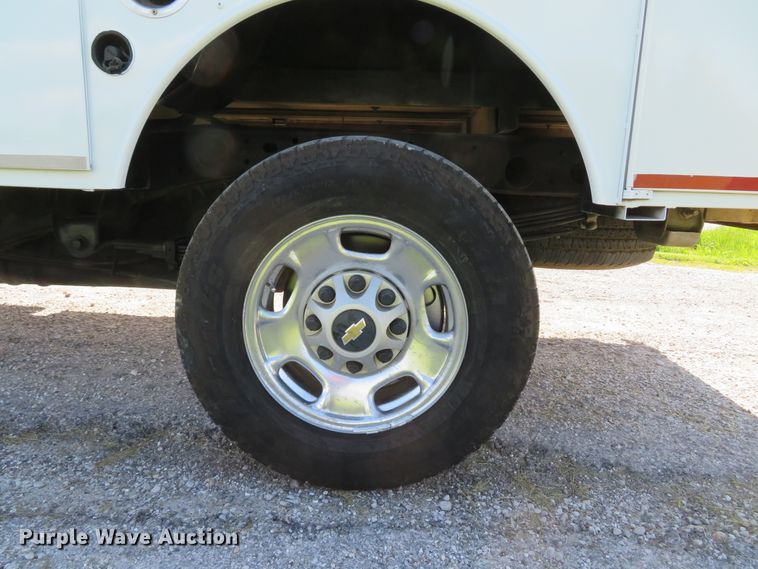 image for item DI2183 2011 Chevrolet Silverado 2500HD  utility bed pickup truck