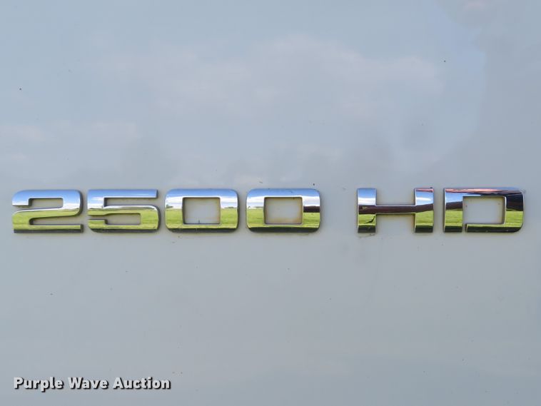 image for item DI2183 2011 Chevrolet Silverado 2500HD  utility bed pickup truck