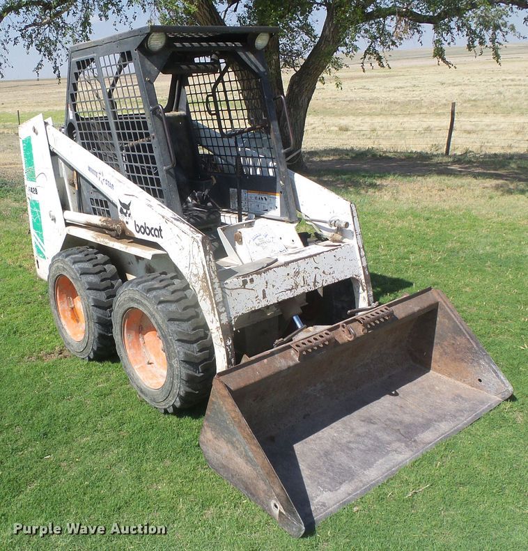 image for item EL9178 Bobcat 642B  skid steer loader