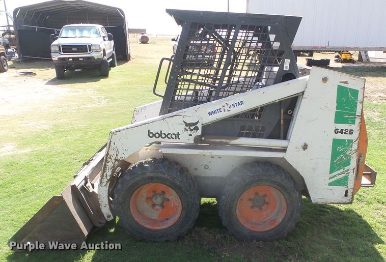 image for item EL9178 Bobcat 642B  skid steer loader