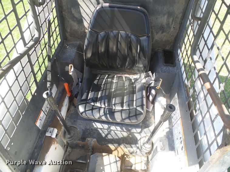 image for item EL9178 Bobcat 642B  skid steer loader