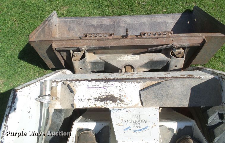 image for item EL9178 Bobcat 642B  skid steer loader
