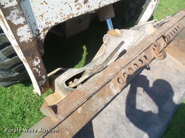 image for item EL9178 Bobcat 642B  skid steer loader