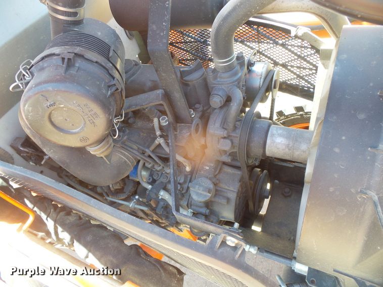 image for item EL9182 Kubota B2650  MFWD tractor