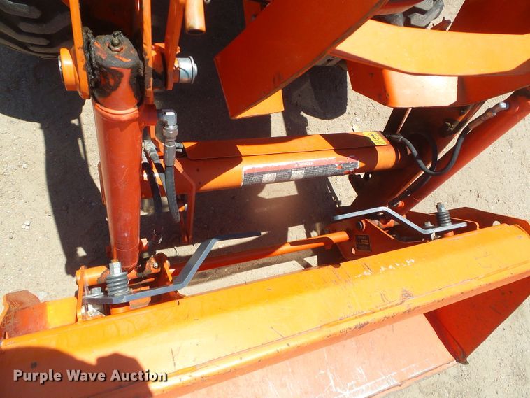 image for item EL9182 Kubota B2650  MFWD tractor