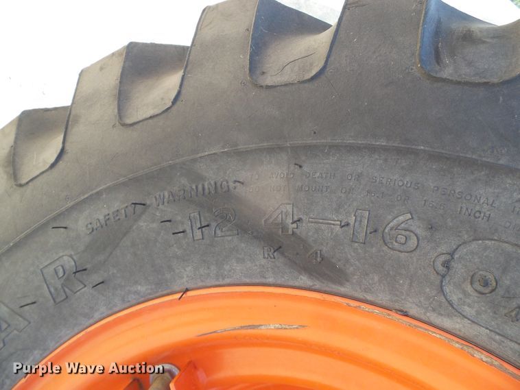 image for item EL9182 Kubota B2650  MFWD tractor