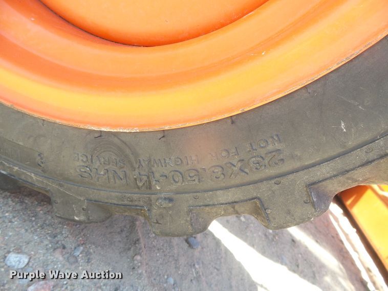 image for item EL9182 Kubota B2650  MFWD tractor