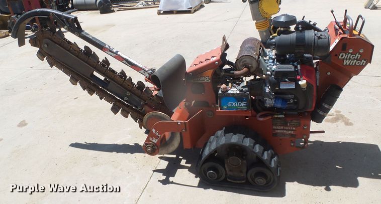 image for item EL9183 Ditch Witch RT24  trencher