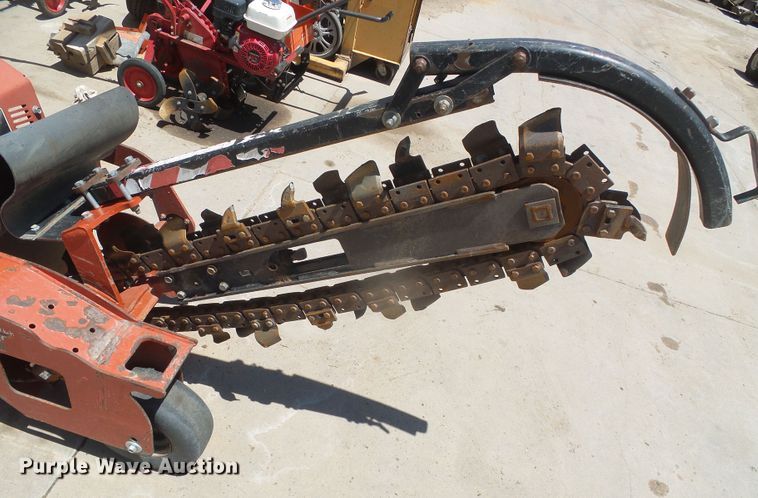 image for item EL9183 Ditch Witch RT24  trencher