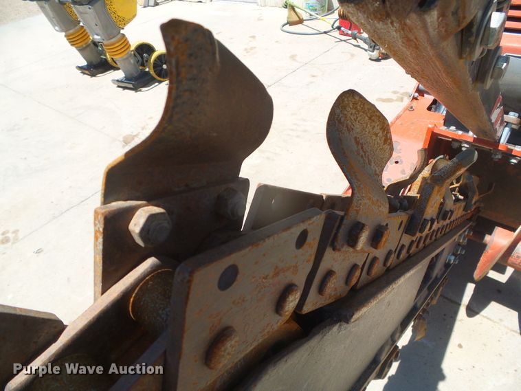 image for item EL9183 Ditch Witch RT24  trencher