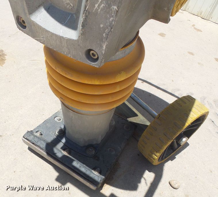 image for item EL9185 2014 Bomag BT65 compactor