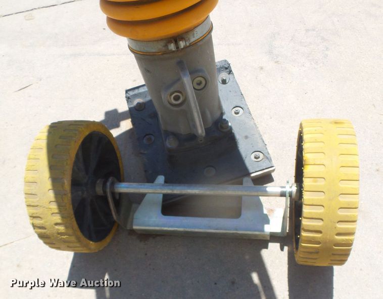 image for item EL9185 2014 Bomag BT65 compactor