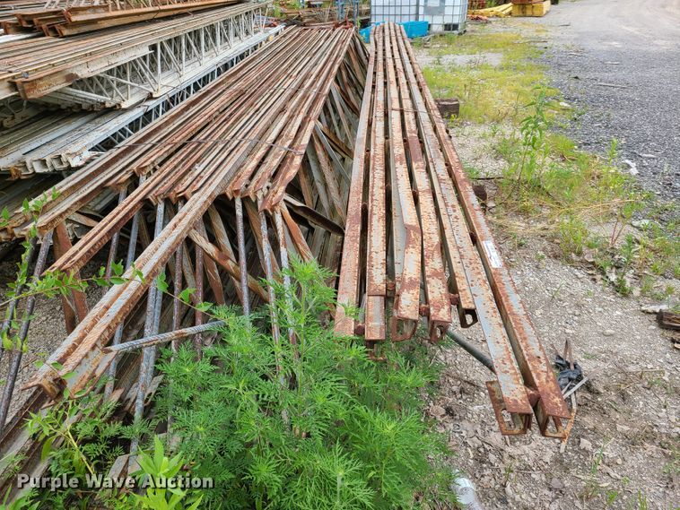image for item EL9913 (16) steel trusses