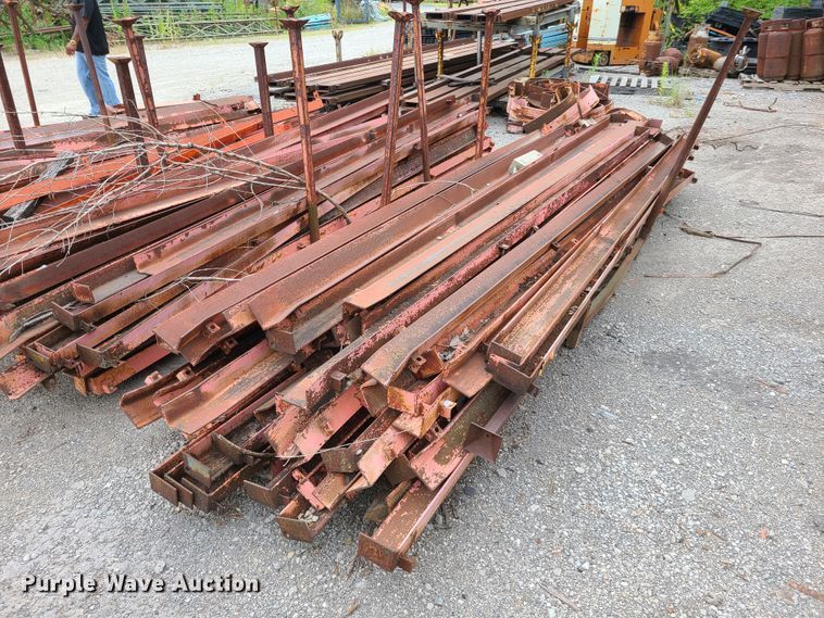 image for item EL9915 Approximately 200 angle iron