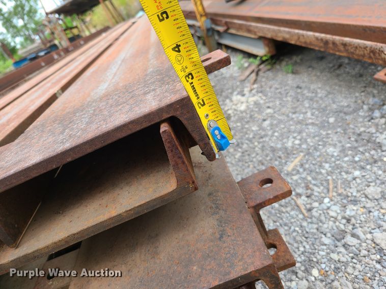 image for item EL9916 (31) channel iron