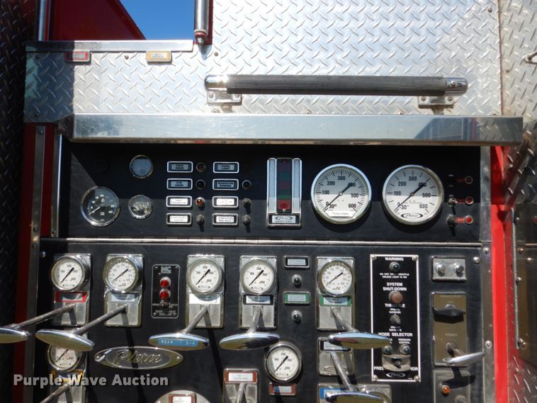 image for item GA9098 1993 Pierce  pumper fire truck