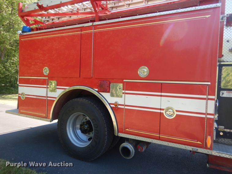 image for item GA9098 1993 Pierce  pumper fire truck