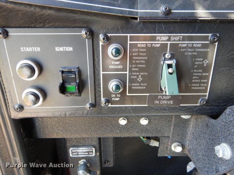 image for item GA9098 1993 Pierce  pumper fire truck