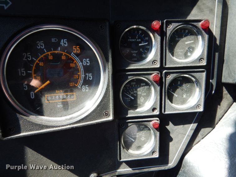 image for item GA9098 1993 Pierce  pumper fire truck