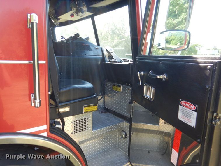 image for item GA9098 1993 Pierce  pumper fire truck