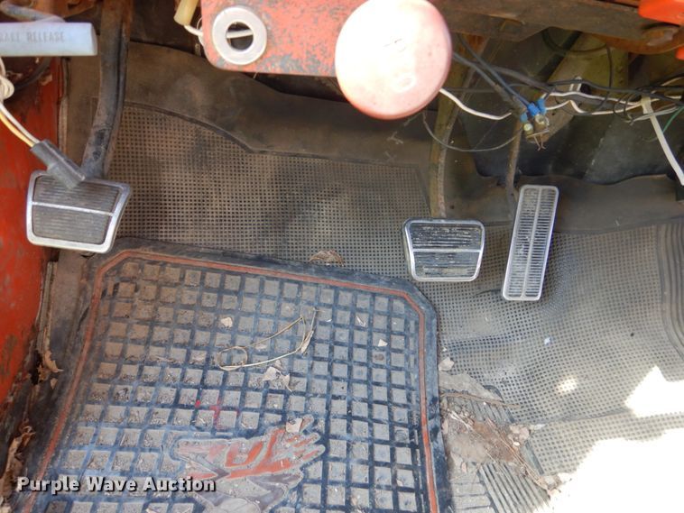 image for item GA9114 1972 Chevrolet C20  dump bed pickup truck