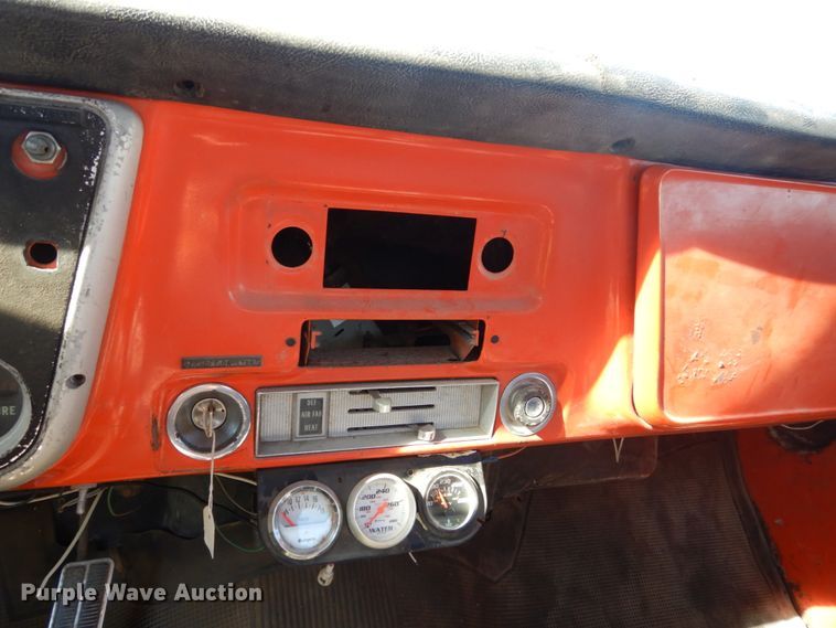 image for item GA9114 1972 Chevrolet C20  dump bed pickup truck