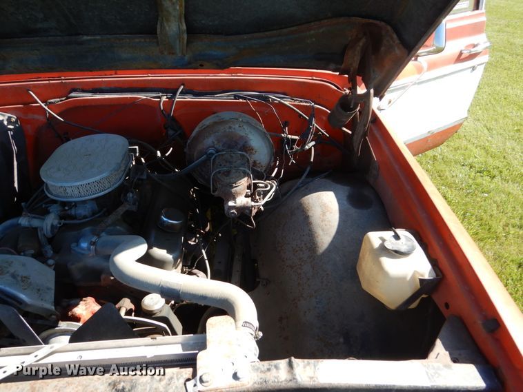 image for item GA9114 1972 Chevrolet C20  dump bed pickup truck