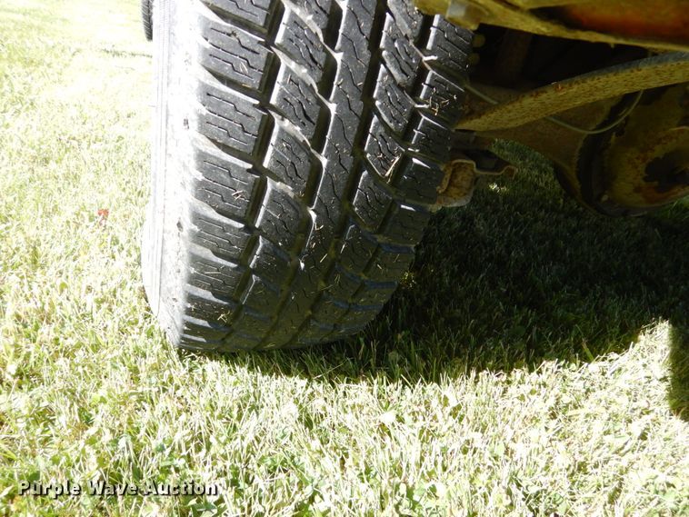 image for item GA9114 1972 Chevrolet C20  dump bed pickup truck