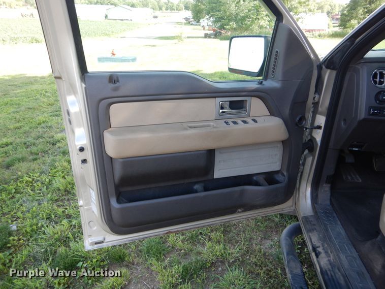 image for item GA9128 2009 Ford F150  SuperCrew pickup truck