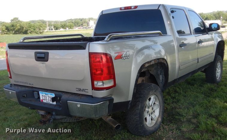 image for item GA9129 2007 GMC Sierra 1500  Crew Cab pickup truck