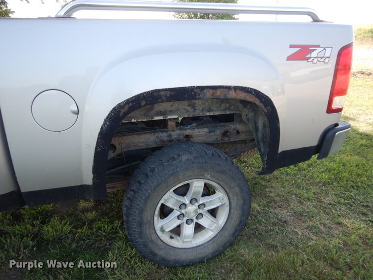 image for item GA9129 2007 GMC Sierra 1500  Crew Cab pickup truck