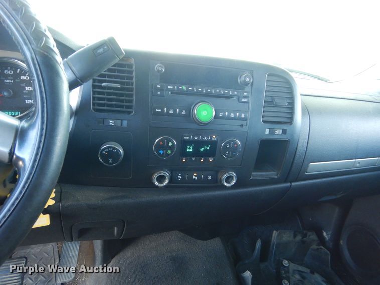 image for item GA9129 2007 GMC Sierra 1500  Crew Cab pickup truck