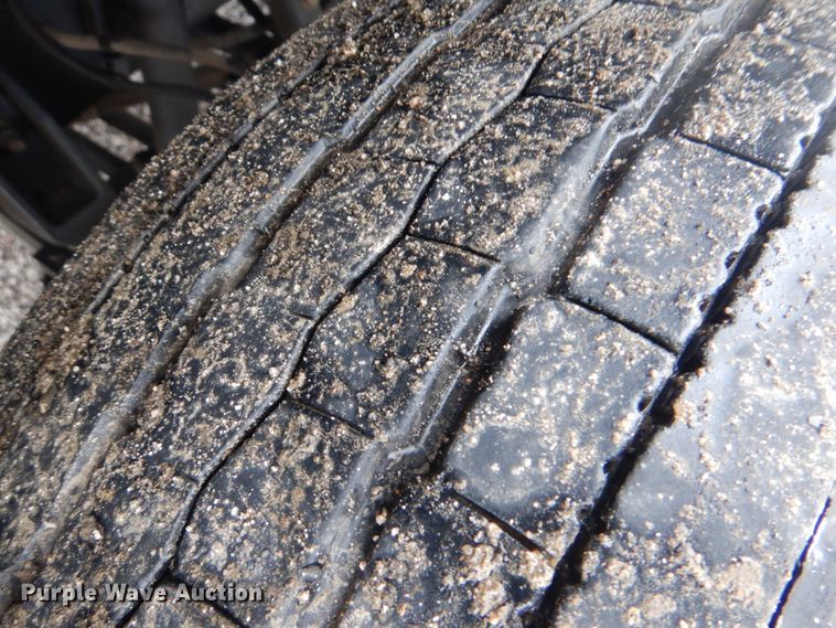 image for item GF9137 2006 Freightliner MT45 delivery truck