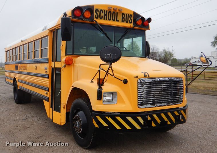 image for item GF9149 2005 Freightliner FS65 school bus
