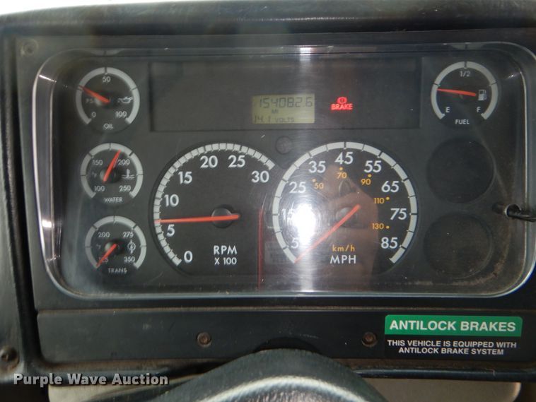 image for item GF9149 2005 Freightliner FS65 school bus