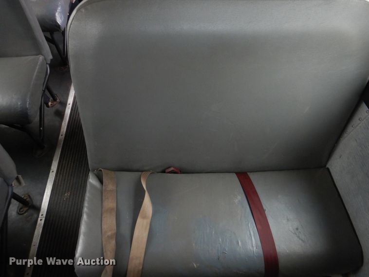 image for item GF9149 2005 Freightliner FS65 school bus