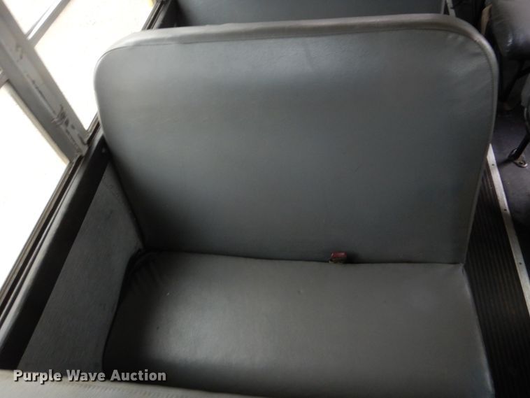 image for item GF9149 2005 Freightliner FS65 school bus