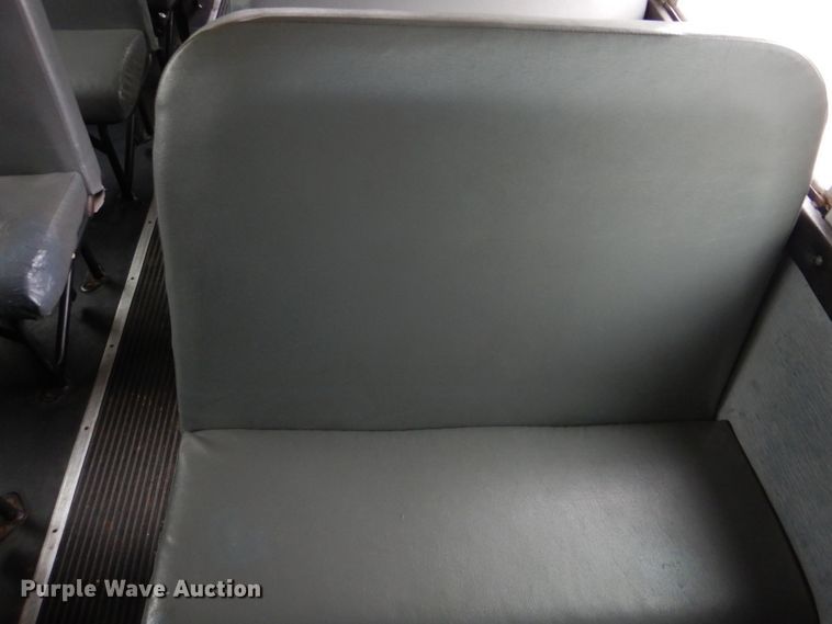 image for item GF9149 2005 Freightliner FS65 school bus