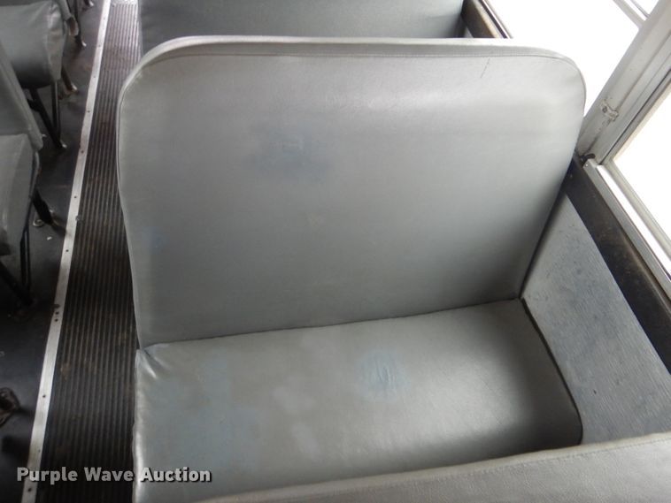 image for item GF9149 2005 Freightliner FS65 school bus