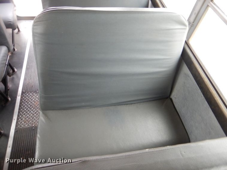 image for item GF9149 2005 Freightliner FS65 school bus