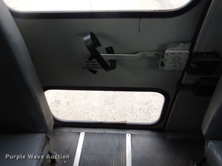 image for item GF9149 2005 Freightliner FS65 school bus