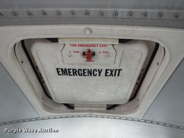 image for item GF9149 2005 Freightliner FS65 school bus