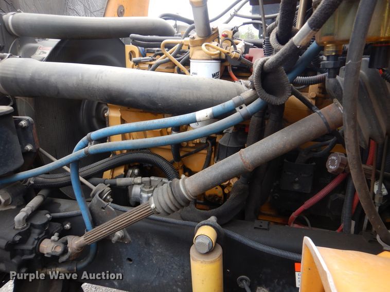 image for item GF9149 2005 Freightliner FS65 school bus