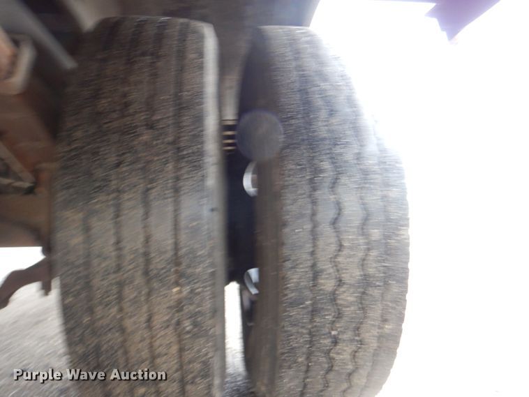 image for item GF9149 2005 Freightliner FS65 school bus